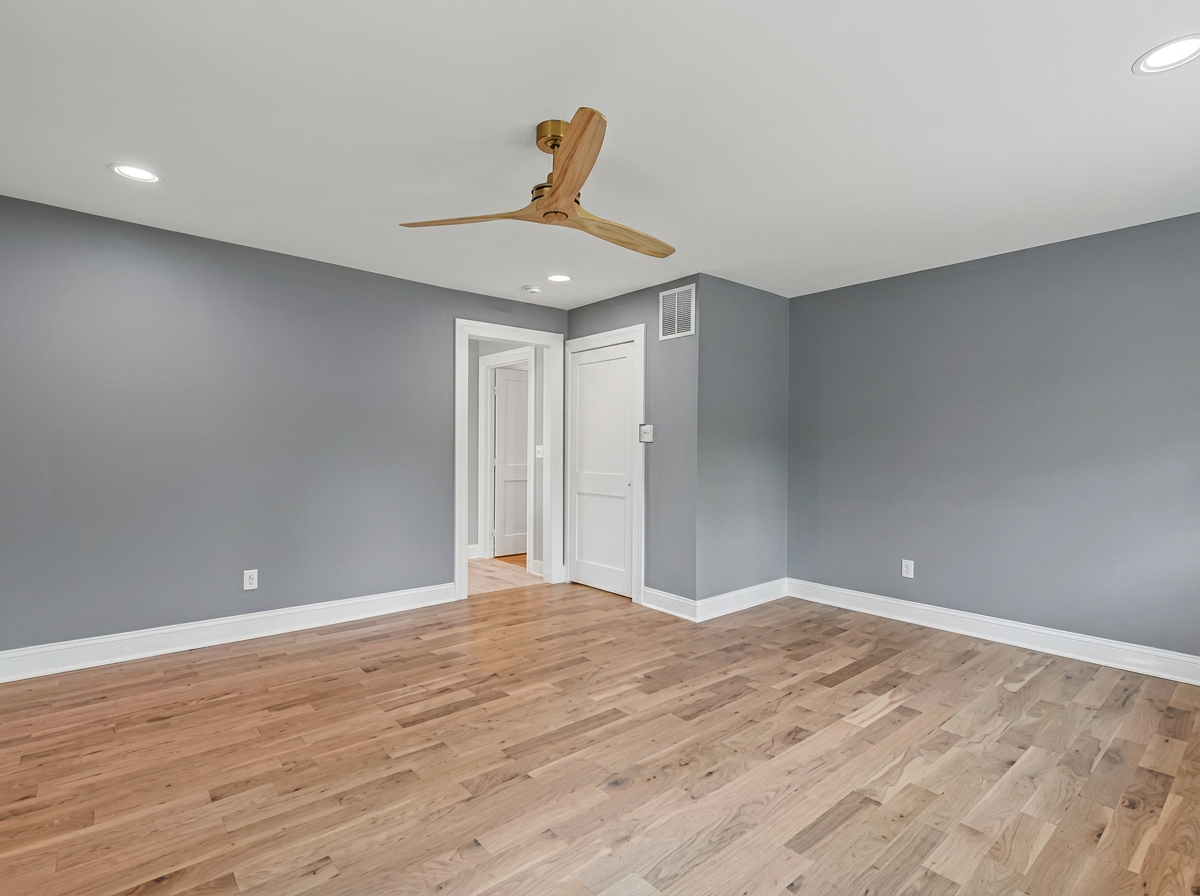 Guest bedroom